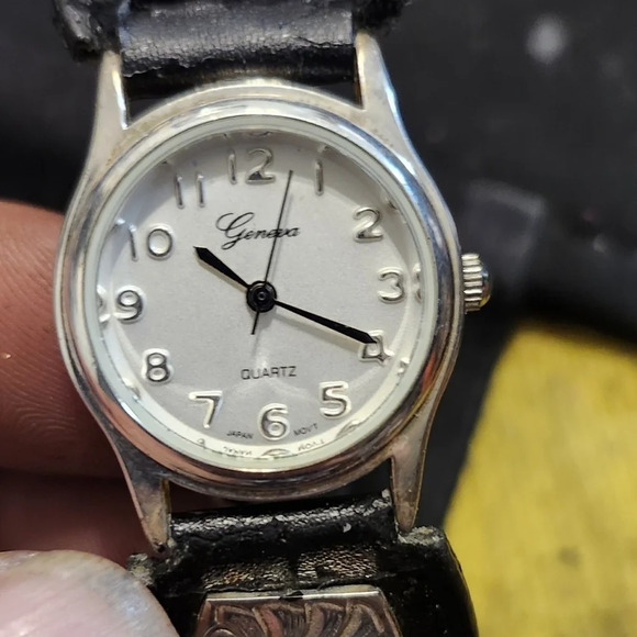 GENEVA Quartz With a SilverToned accented leather strap